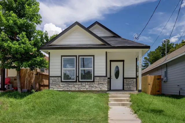 $1,399 | 16960 West Ivanhoe Street, Montgomery, TX 77316