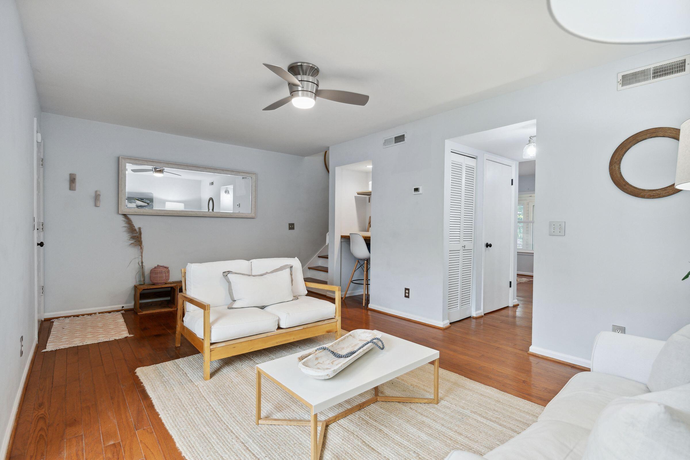 1733 Deer Path Drive Mount Pleasant, SC 29464 - Photo 4 of 31 Spacious Rooms