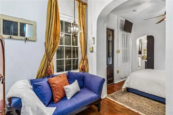 $175,000 | 534 Chartres Street, Unit 6, New Orleans, LA 70130