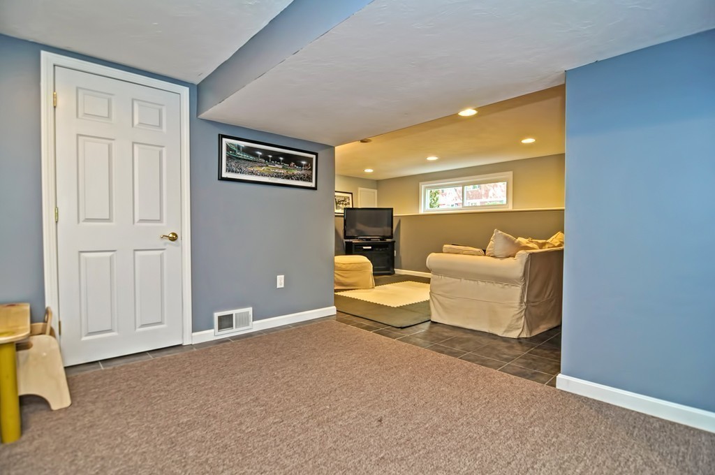 115 Larson Road Stoughton, MA 02072 - Photo 18 of 26 Gallery Image 18