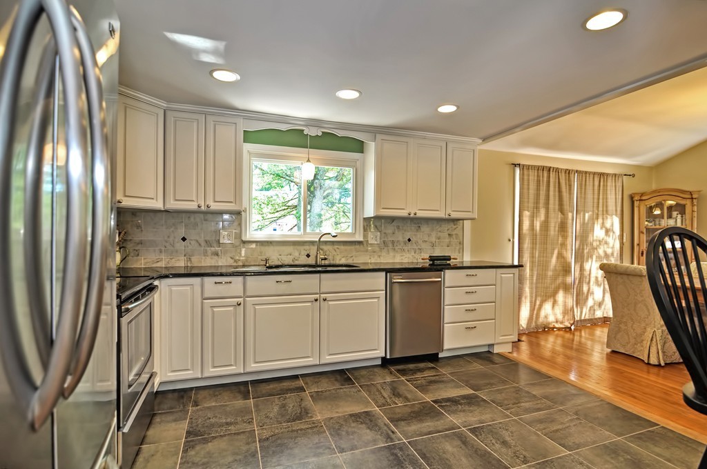 115 Larson Road Stoughton, MA 02072 - Photo 3 of 26 Gallery Image 3