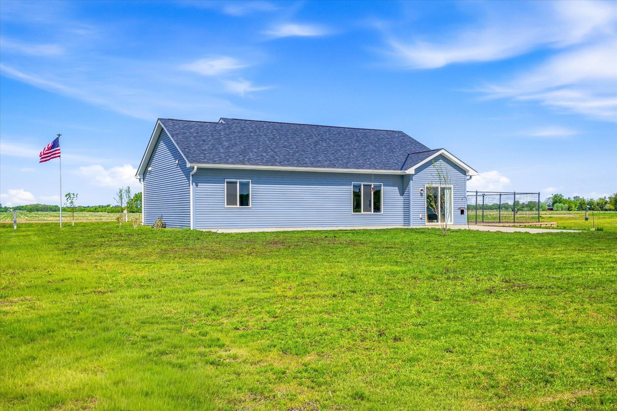 8594 Dolphin Road Princeton, MN 55371 - Photo 24 of 34