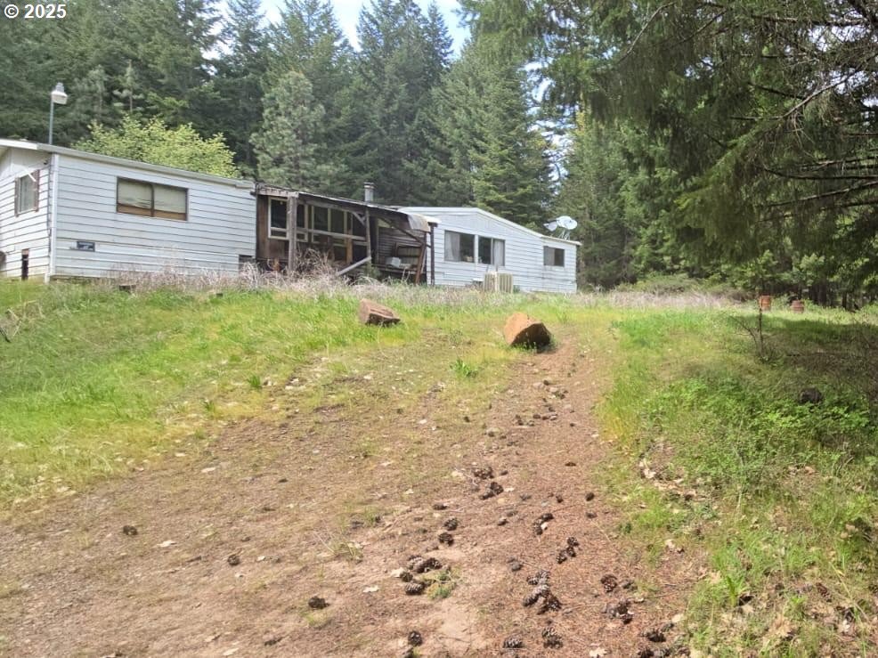 22 Canyon Loop Road Lyle, WA 98635 - Photo 4 of 6 Gallery Image 4
