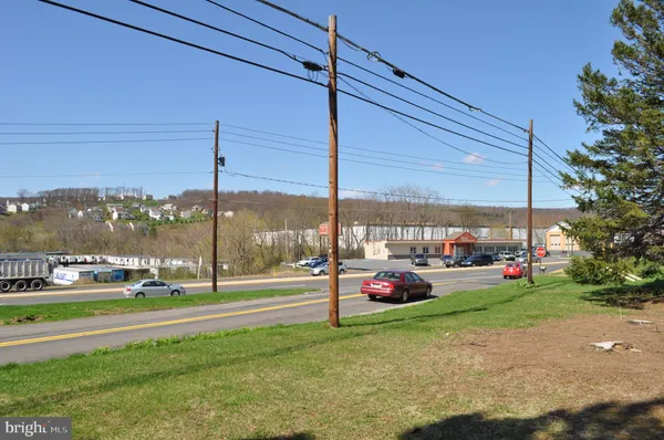 $250,000 | 984 East Main Street, Schuylkill Haven, PA 17972