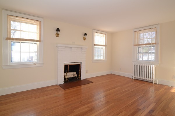 6 Fife Road Wellesley, MA 02481 - Photo 4 of 17