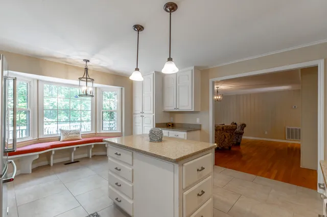 $835,000 | 15 Grayswood Hill Road, Signal Mountain, TN 37377