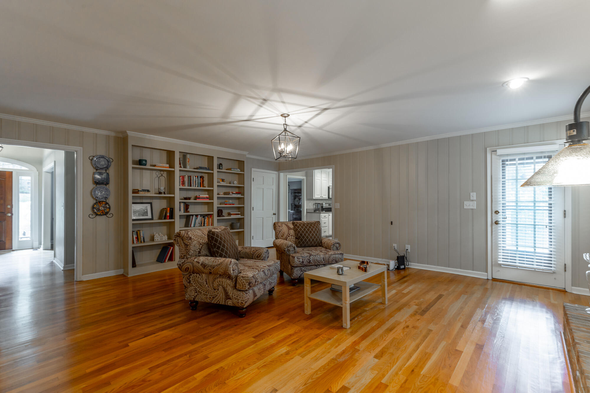 15 Grayswood Hill Road Signal Mountain, TN 37377 - Photo 16 of 47 Gleaming hardwood flooring