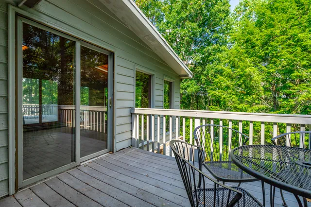 $835,000 | 15 Grayswood Hill Road, Signal Mountain, TN 37377