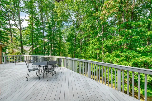 $835,000 | 15 Grayswood Hill Road, Signal Mountain, TN 37377