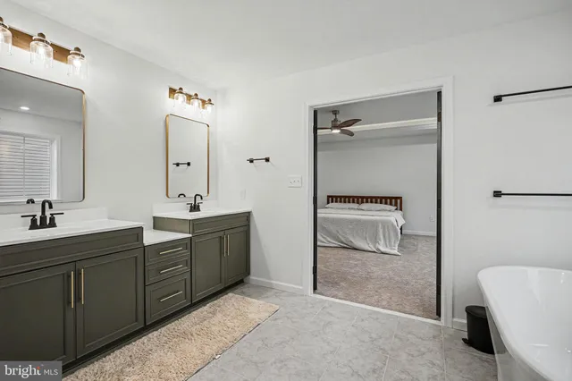 $824,499 | 802 Blake Drive, York, PA 17402