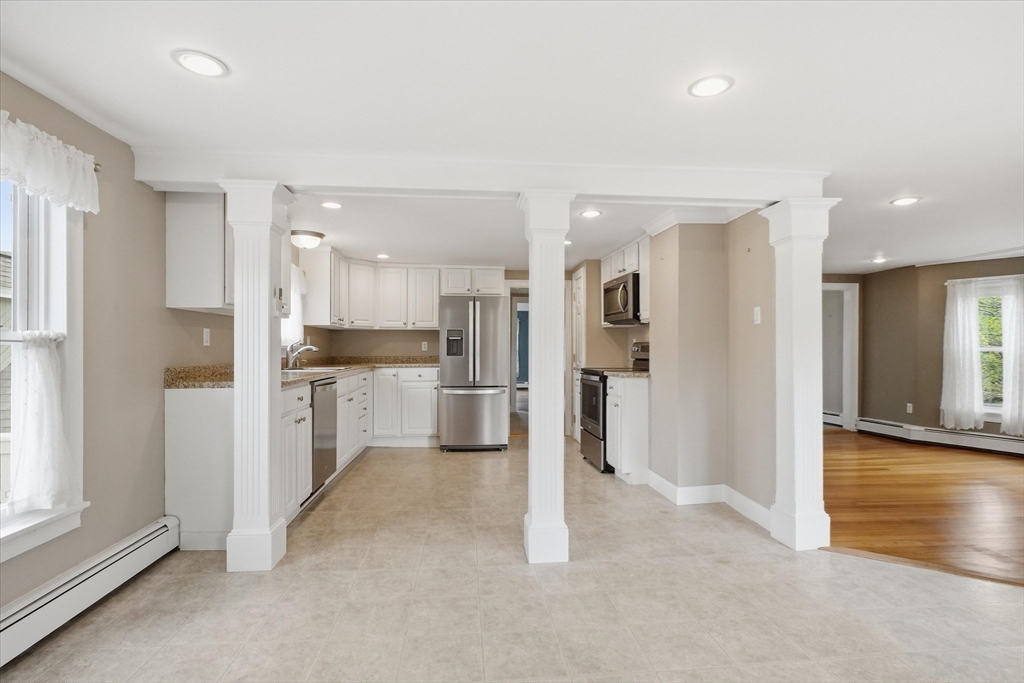 27 Haverhill Road, Unit B Amesbury, MA 01913 - Photo 11 of 36