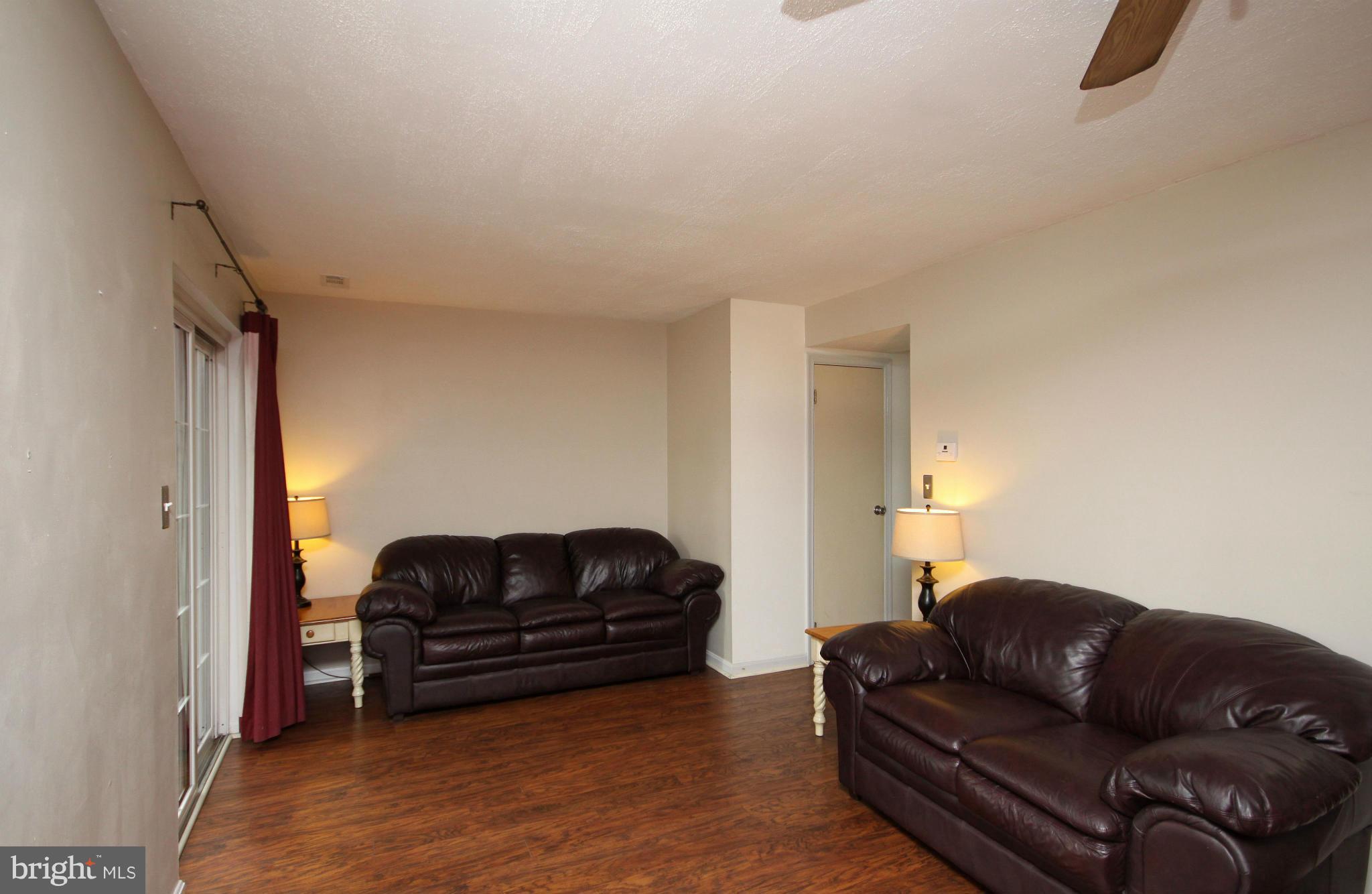 1621 Hilltop Road Edgewater, MD 21037 - Photo 14 of 27 Family Room