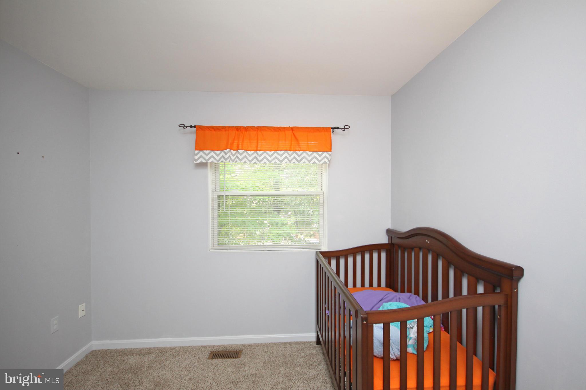 1621 Hilltop Road Edgewater, MD 21037 - Photo 20 of 27 Bedroom