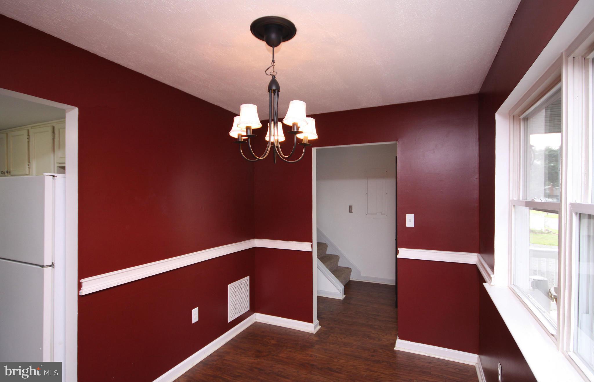 1621 Hilltop Road Edgewater, MD 21037 - Photo 8 of 27 Dining Room