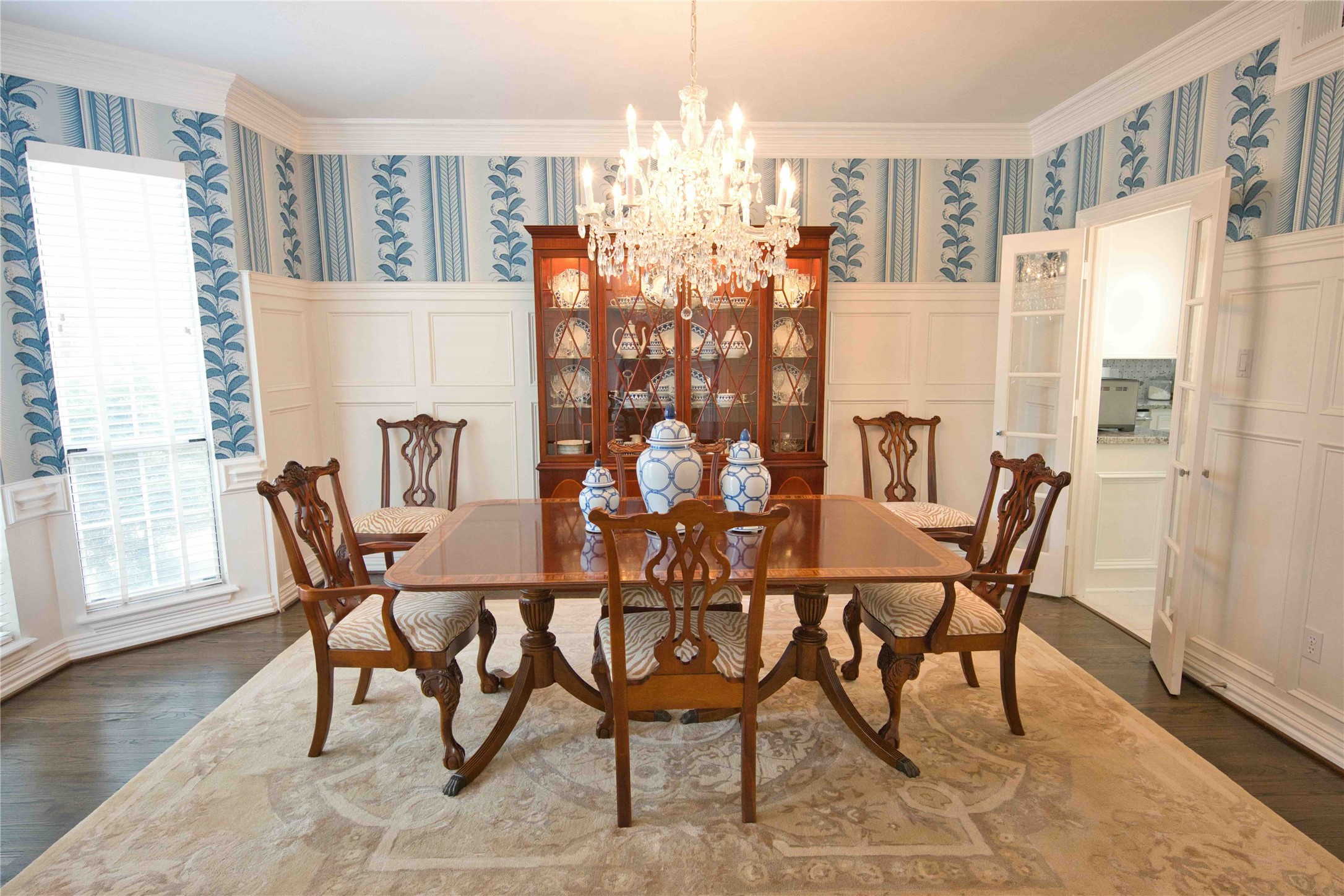 615 Timber Circle Houston, TX 77079 - Photo 3 of 13 Dining Room