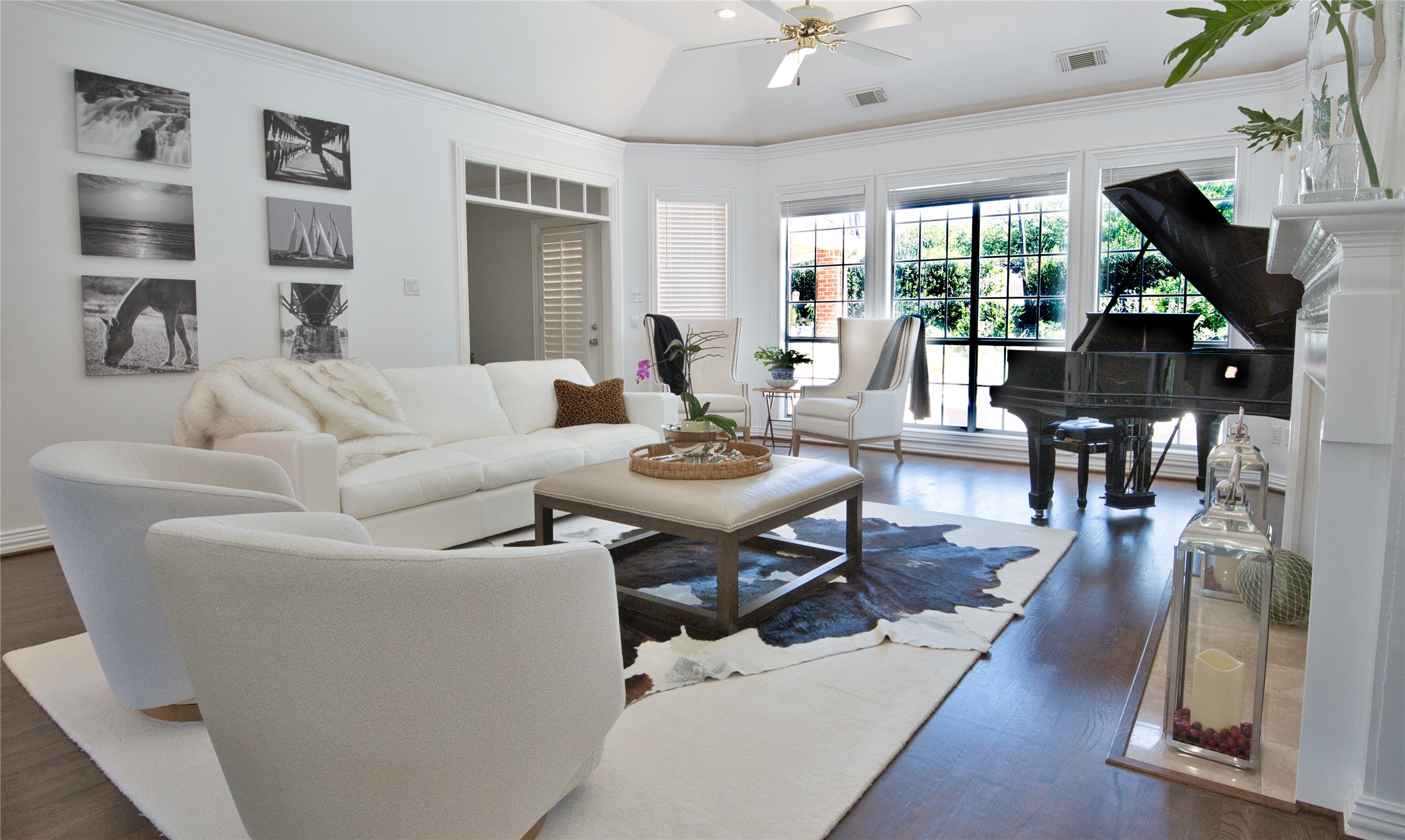 615 Timber Circle Houston, TX 77079 - Photo 8 of 16 a living room with furniture and a large window