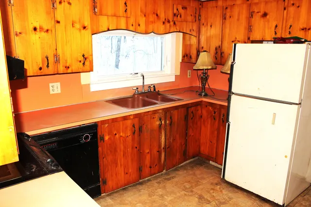 $585,000 | 810 Rockland Street, Rockport, ME 04856