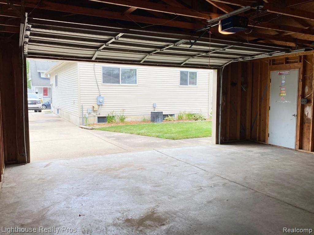 2656 Kenmore Road Berkley, MI 48072 - Photo 26 of 26