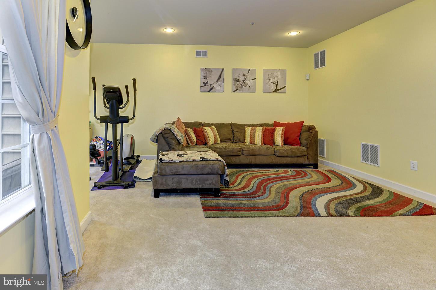 8202 Mississippi Road Laurel, MD 20724 - Photo 23 of 30 Family Room