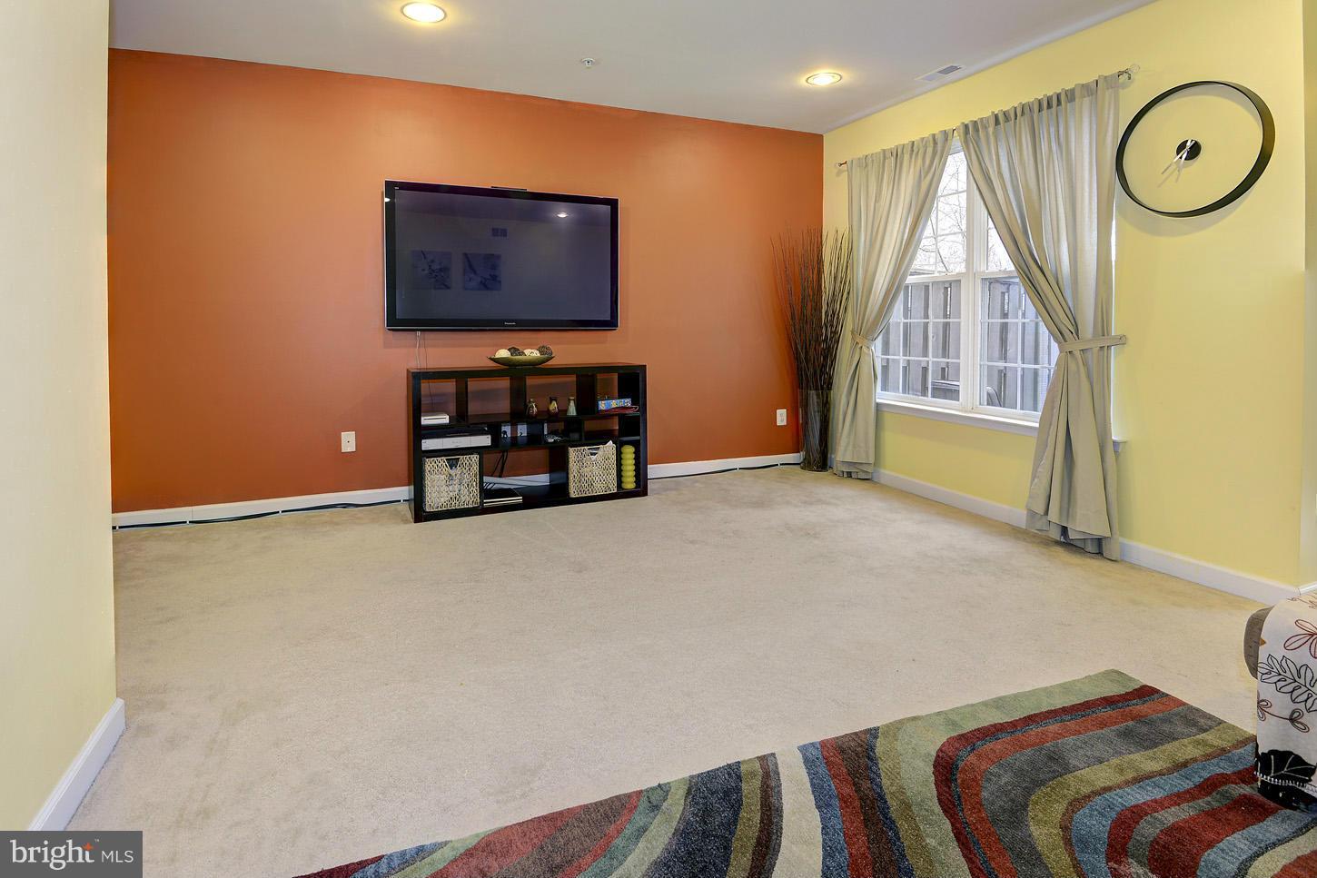 8202 Mississippi Road Laurel, MD 20724 - Photo 25 of 30 Family Room