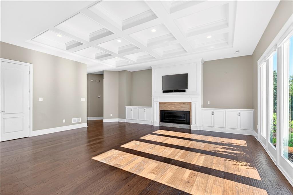 202 Indian Ridge Lane Canonsburg, PA 15317 - Photo 21 of 46 Large family room with 10 ft ceilings