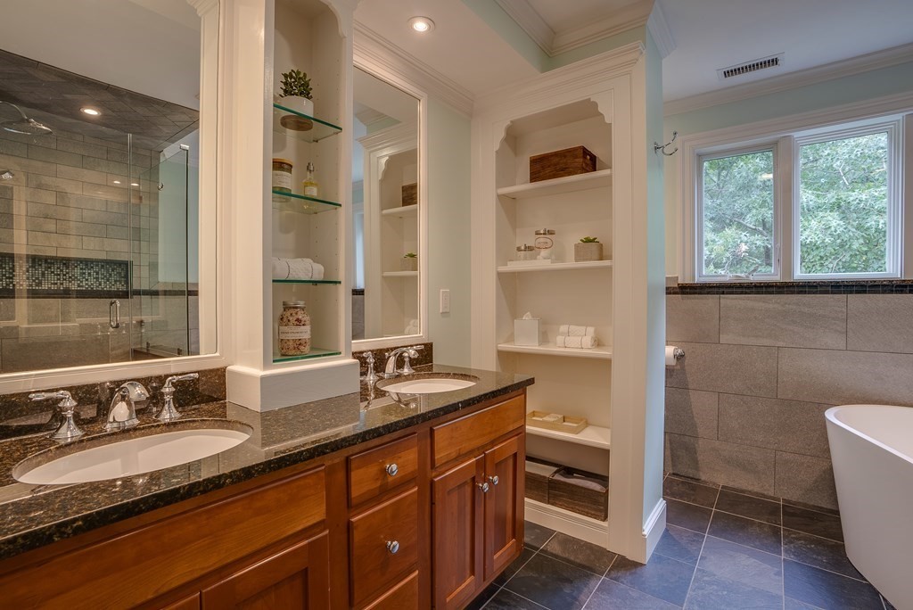 111 Rutland Street Carlisle, MA 01741 - Photo 21 of 33 Gallery Image 21