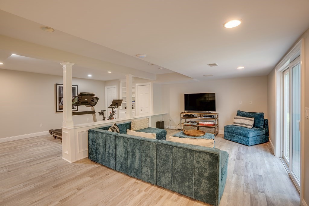 111 Rutland Street Carlisle, MA 01741 - Photo 31 of 33 Gallery Image 31