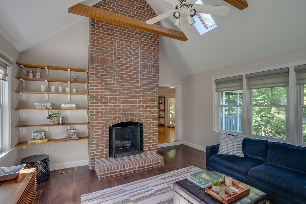 111 Rutland Street Carlisle, MA 01741 - Photo 8 of 33 Gallery Image 8