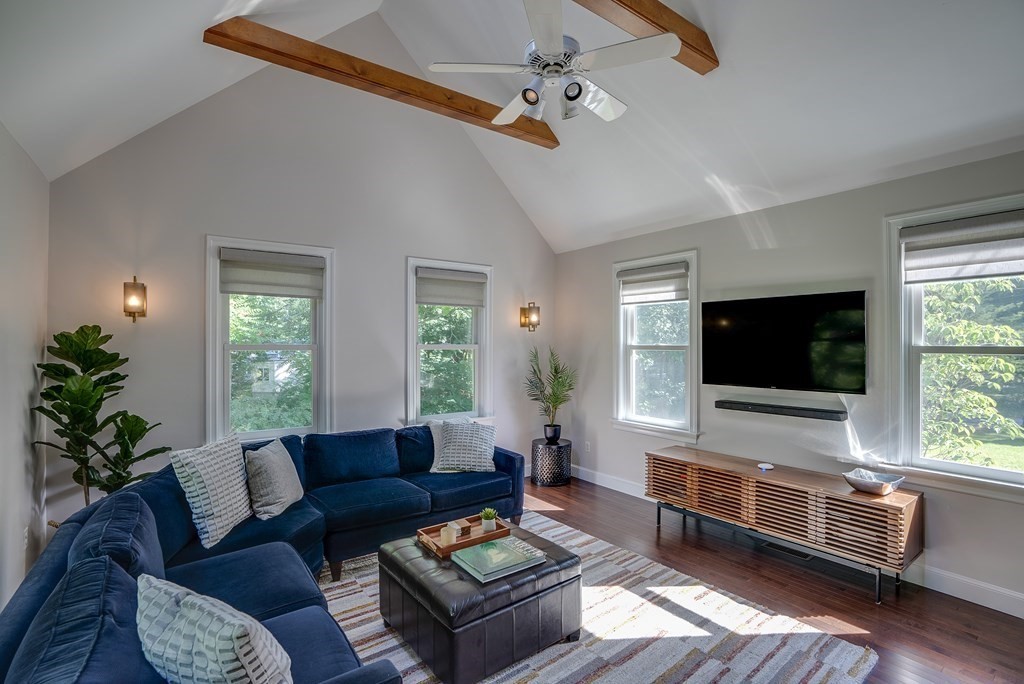 111 Rutland Street Carlisle, MA 01741 - Photo 9 of 33 Gallery Image 9