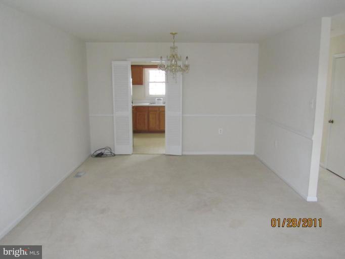 2886 Seminole Road Woodbridge, VA 22192 - Photo 5 of 6 Dining Area