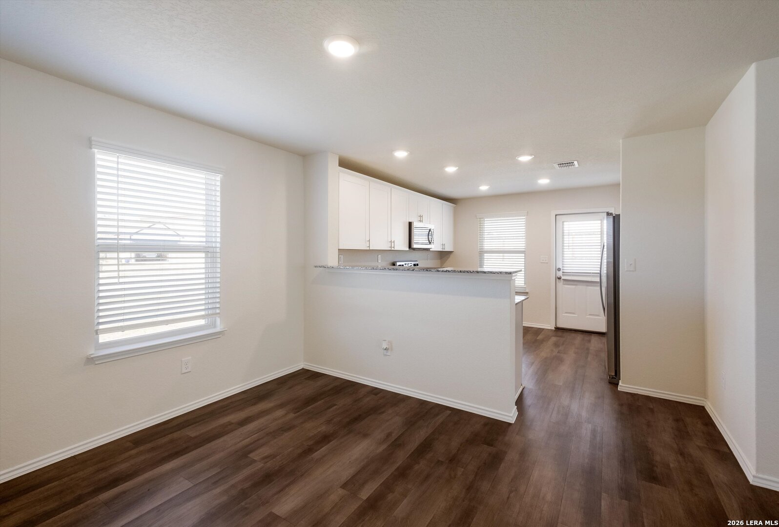 407 Forsythia New Braunfels, TX 78130 - Photo 6 of 32