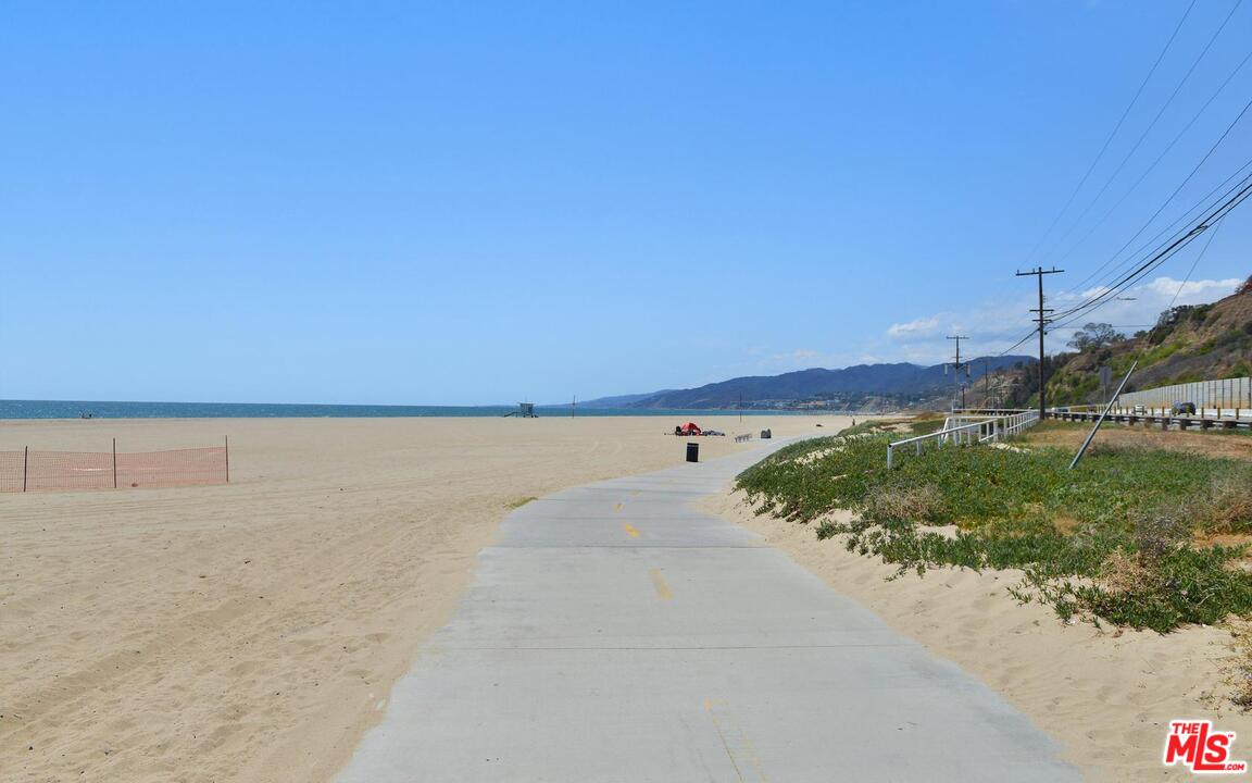 375 Sycamore Road Santa Monica, CA 90402 - Photo 47 of 47