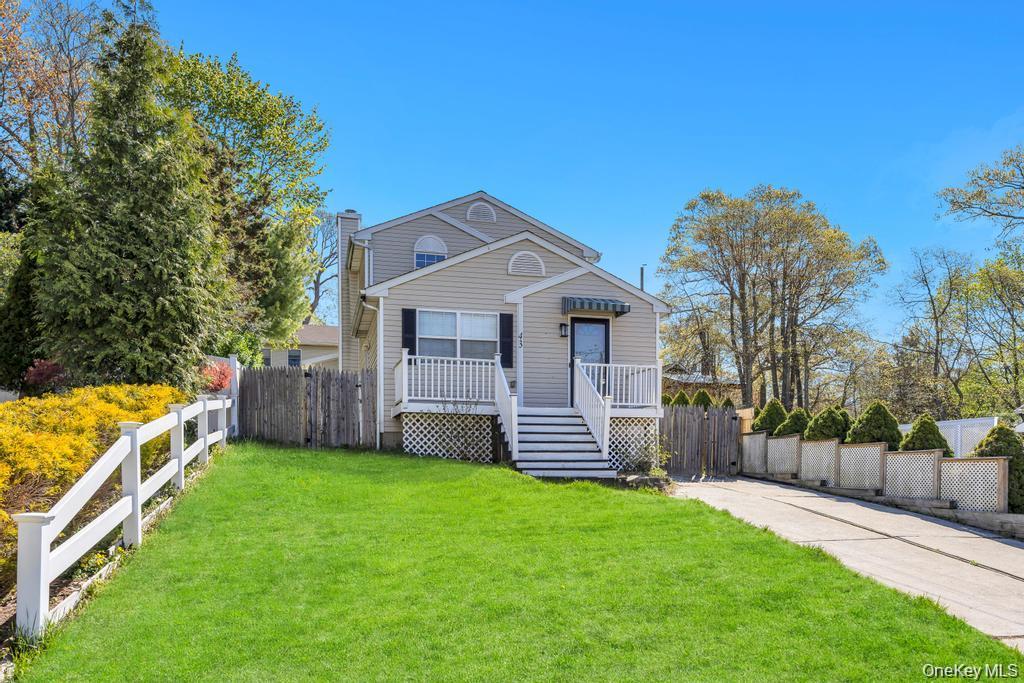43 Comus Road Rocky Point, NY 11778 - Photo 2 of 28 Gallery Image 2
