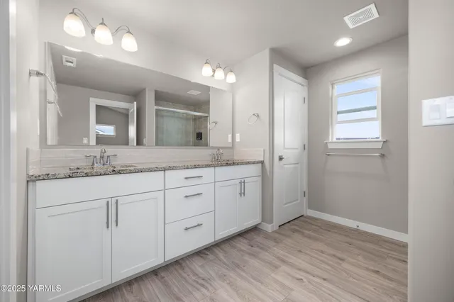 $499,900 | 217 Rio Bravo Street, Prosser, WA 99350