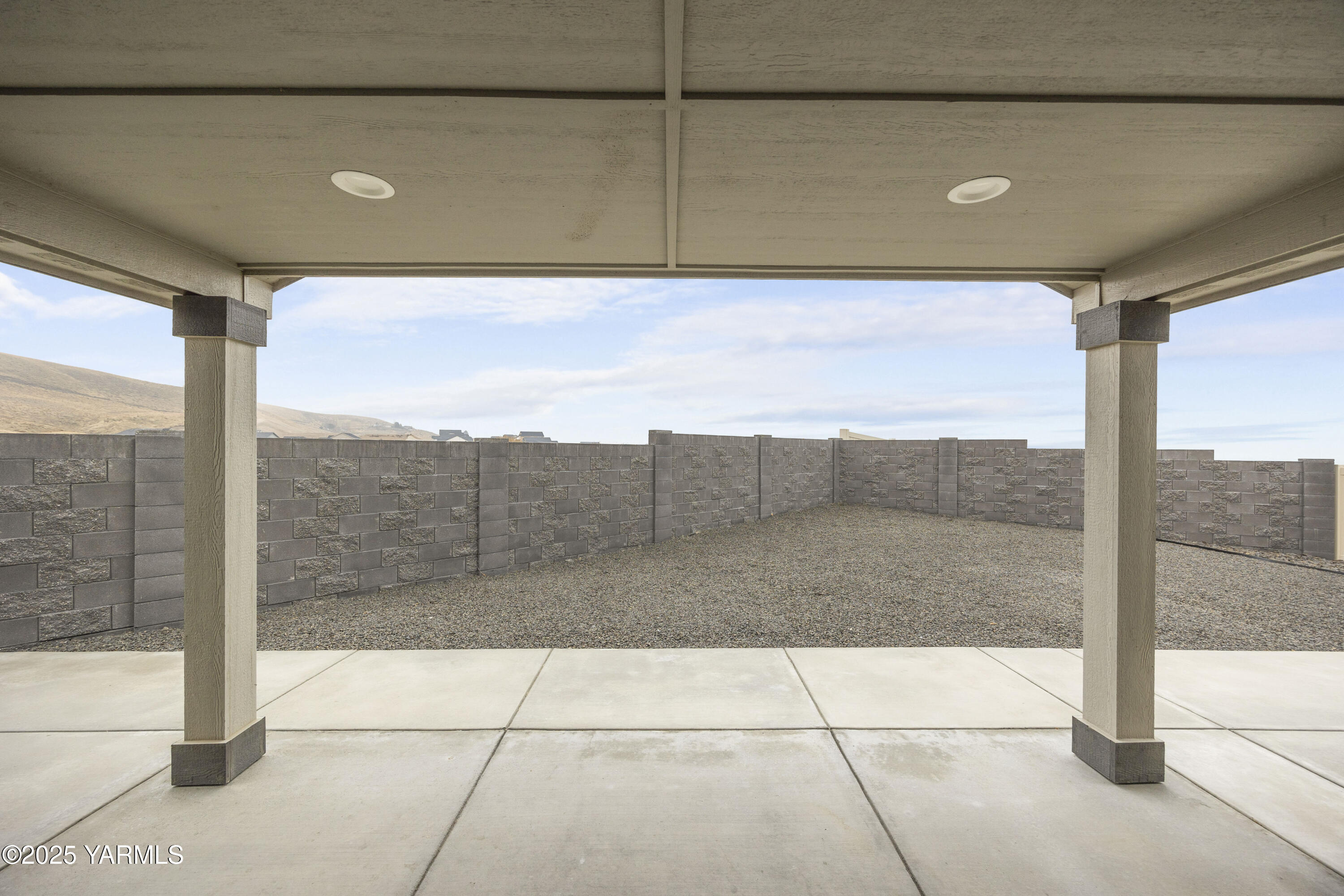 217 Rio Bravo Street Prosser, WA 99350 - Photo 38 of 44