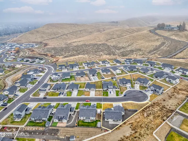 $499,900 | 217 Rio Bravo Street, Prosser, WA 99350