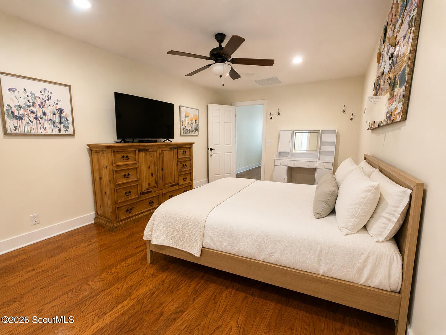 618 Executive Golf Villas Road St. Simons Island, GA 31522 - Photo 9 of 11 Bed 2 Virtual Stage