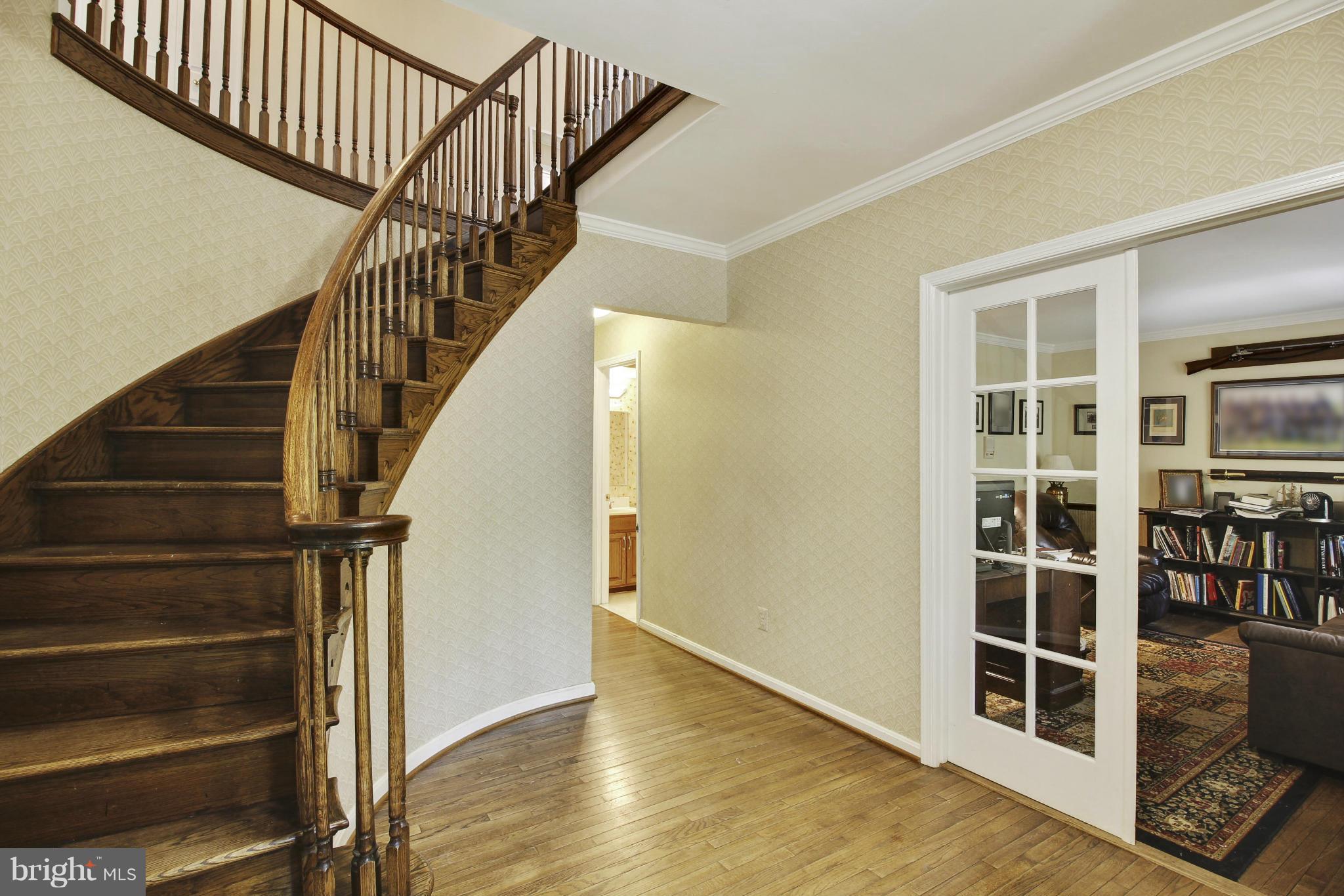 18630 Mink Hollow Road Ashton, MD 20861 - Photo 4 of 30 Interior (General)