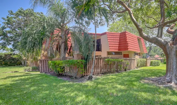 $2,450 | 8225 Severn Drive, Unit D, Boca Raton, FL 33433