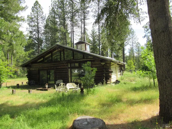 $675,000 | 48700 Highway 101, Laytonville, CA 95454