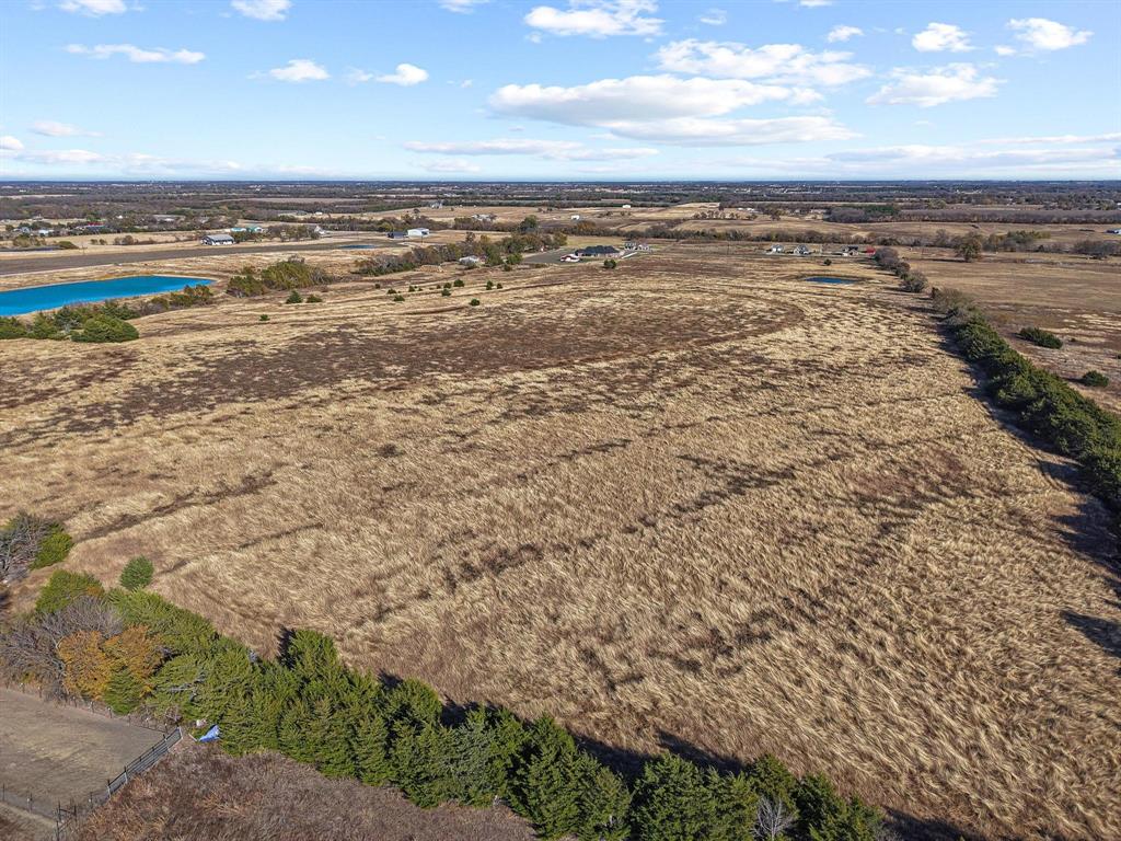 10583 County Road 632 Blue Ridge, TX 75424 - Photo 7 of 9 a view of an ocean beach