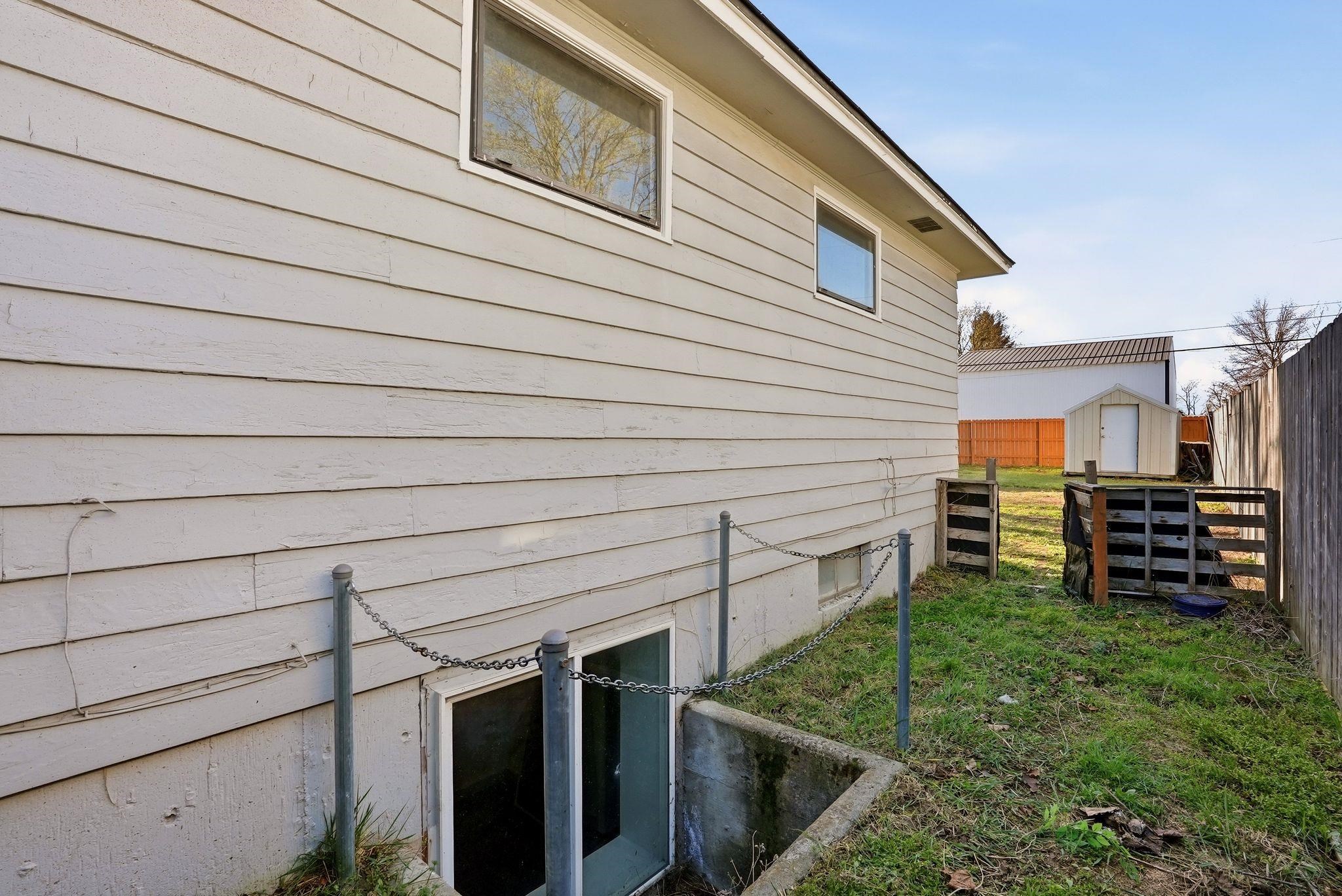 1123 West Decatur Avenue Spokane, WA 99205 - Photo 28 of 35