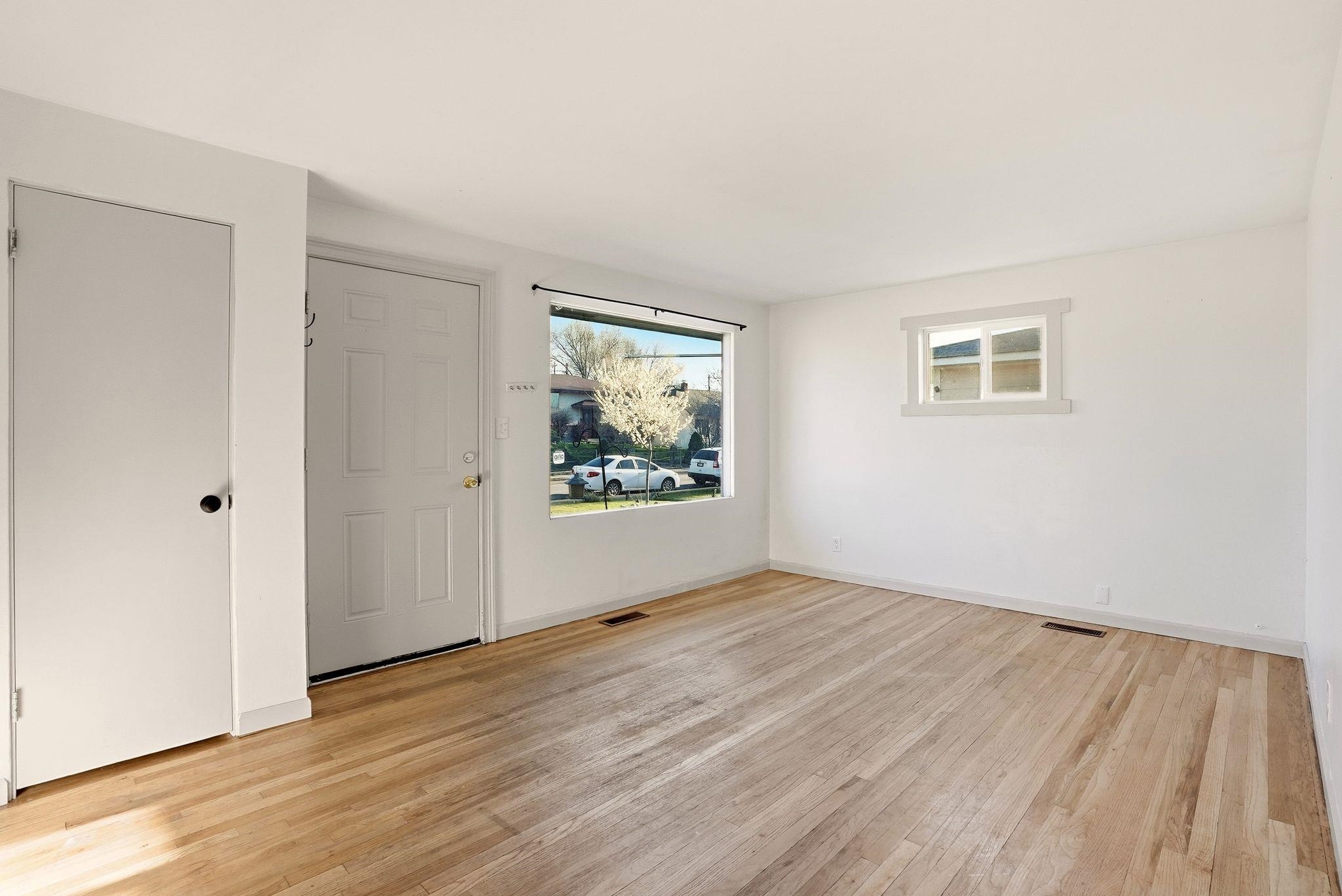 1123 West Decatur Avenue Spokane, WA 99205 - Photo 5 of 35