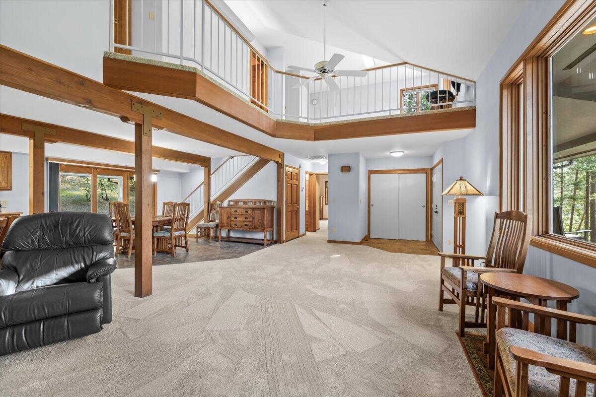 2267 Old Military Road Central Point, OR 97502 - Photo 10 of 39
