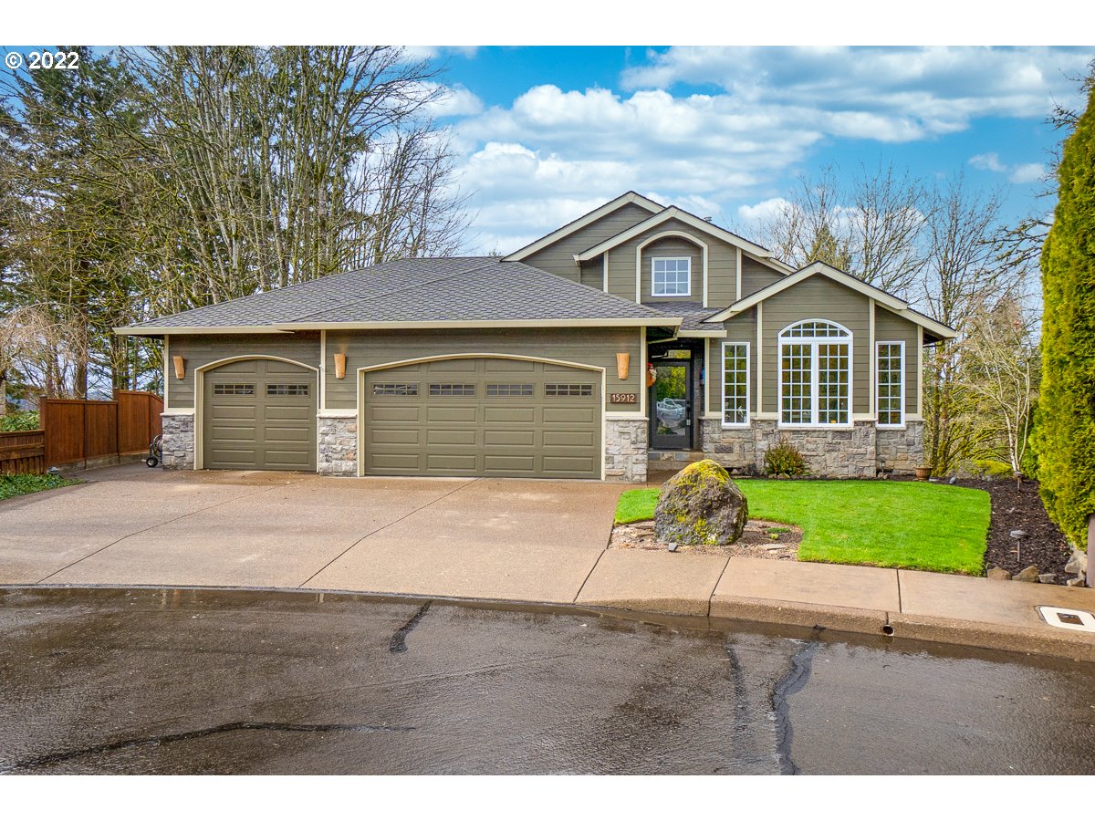 15912 Southeast Venice Ridge Way Damascus, OR 97089 - Photo 1 of 32 Gallery Image 1