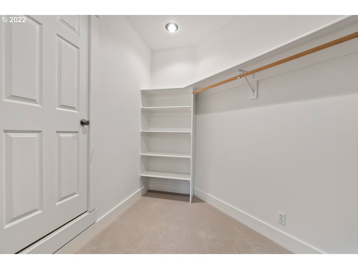 15912 Southeast Venice Ridge Way Damascus, OR 97089 - Photo 20 of 32 Gallery Image 20