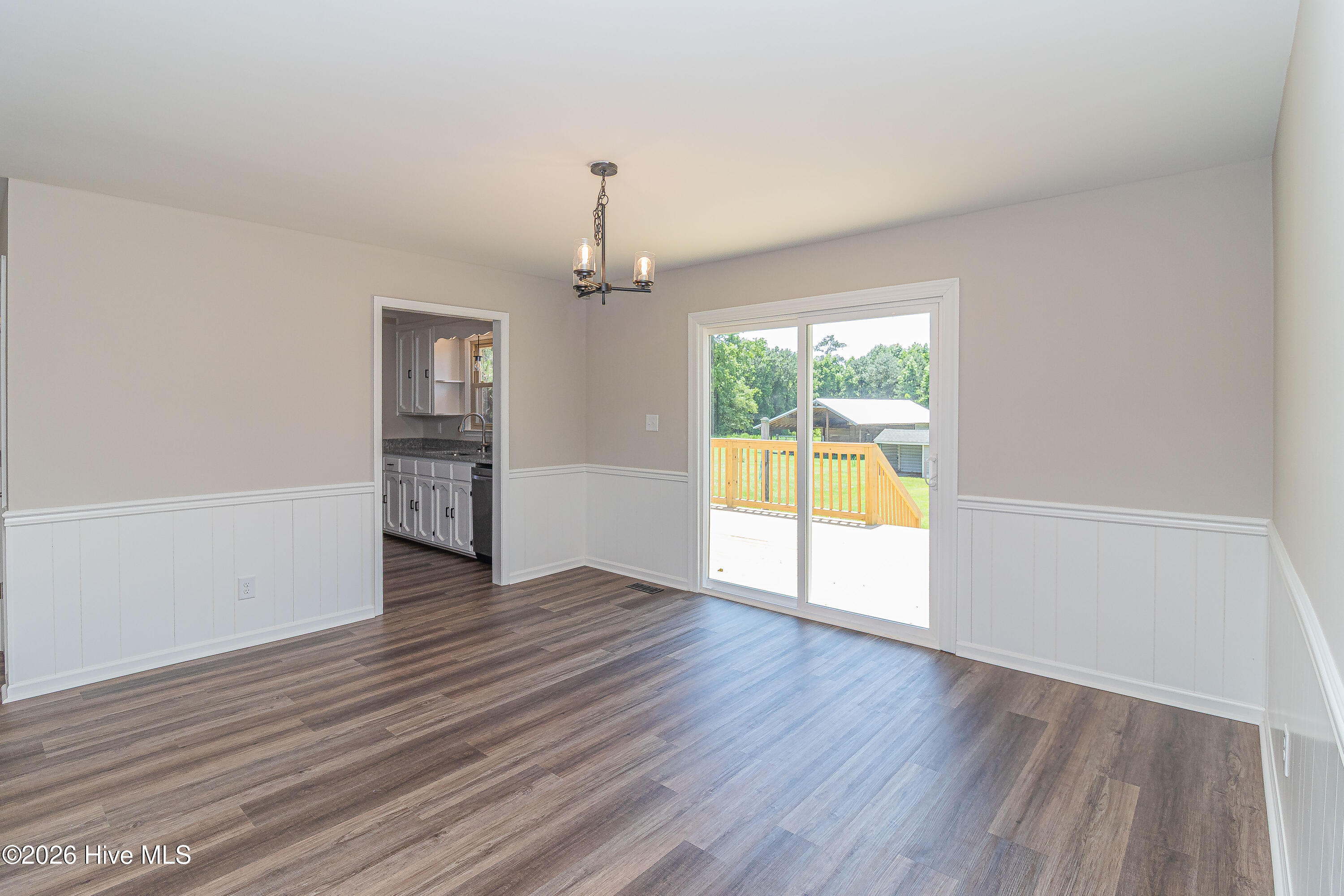 358 White Flash Road Mount Olive, NC 28365 - Photo 7 of 19