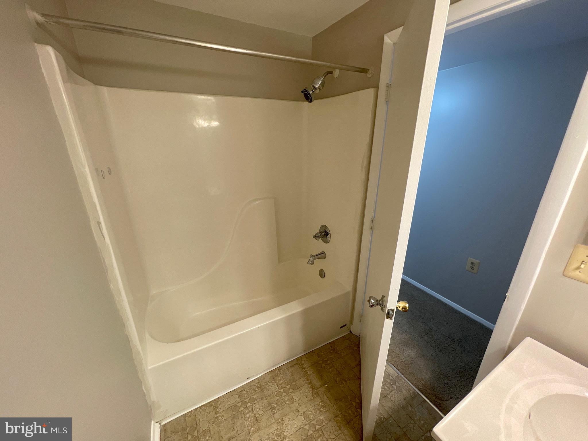 19625 Gunners Branch Road, Unit 923 Germantown, MD 20876 - Photo 9 of 16