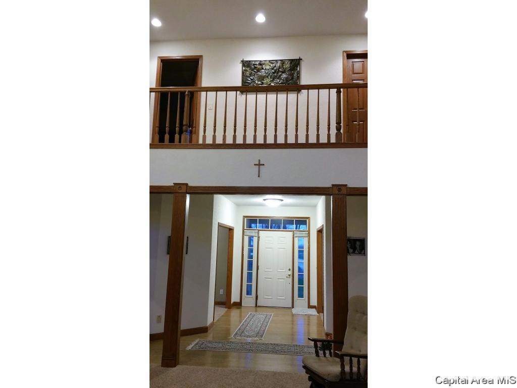 6115 Lovejoy Road Rochester, IL 62563 - Photo 11 of 33 Gallery Image 11