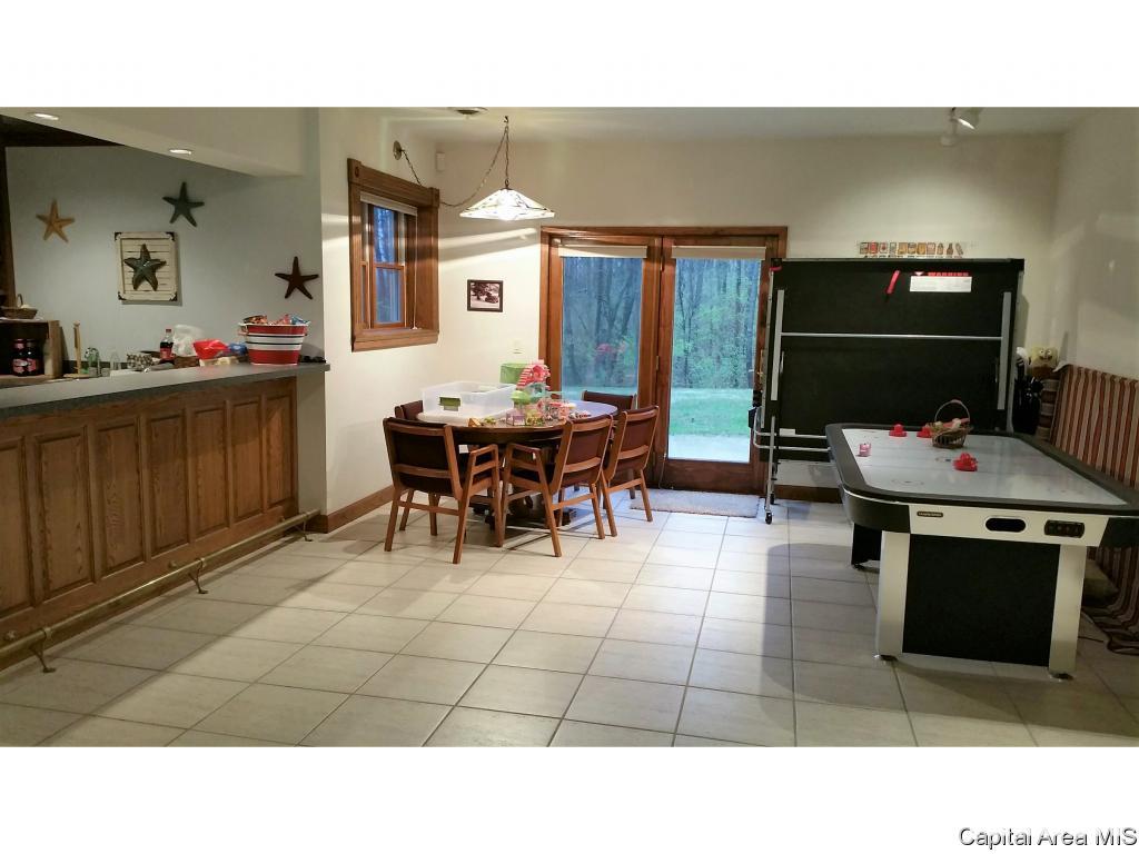6115 Lovejoy Road Rochester, IL 62563 - Photo 31 of 33 Gallery Image 31